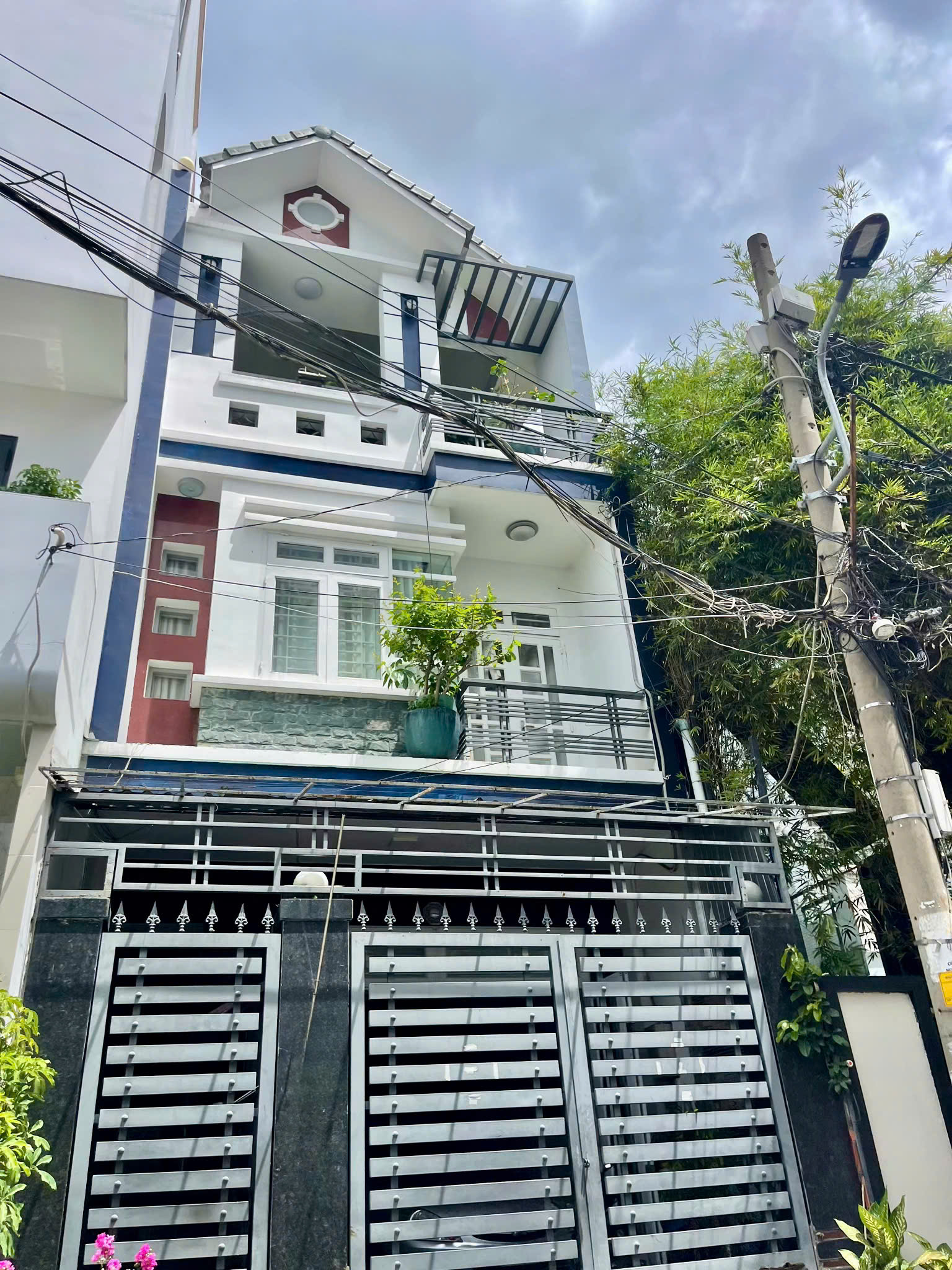 Bán nhà ở đường Lê Đức Thọ, 5 x 27m vuông, 1 trệt 2 lầu giá chỉ 9 tỷ, có thể ở ngay hoặc cho thuê - Ảnh 1