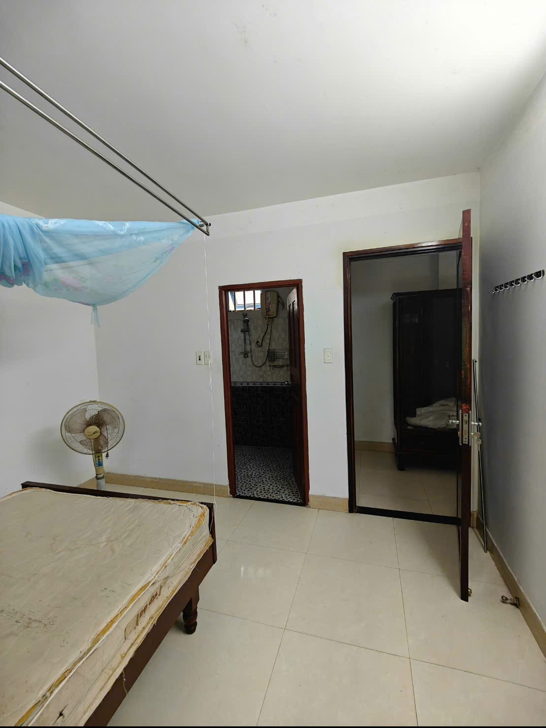 NHÀ CHÍNH CHỦ - GIÁ TỐT - Phường Lê Hồng Phong Trung tâm Thành phố Quảng Ngãi - Ảnh 3