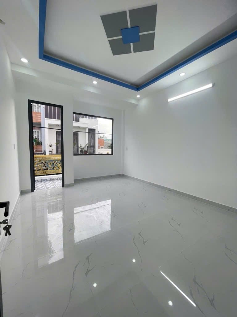 Bán nhà riêng Chỉ hơn 5 tỷ, có ngay nhà đẹp lung linh  Lê Văn Quới, phường Bình Hưng Hòa A - Ảnh chính