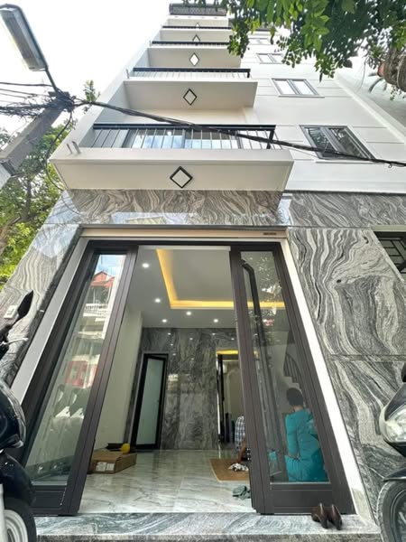 Bán Nhà 60 Phố Ái Mộ, Hồng Tiến, Bồ Đề, 43m2, 6 Tầng, Thang Máy, Phân Lô, Ô Tô, Full Đồ - Ảnh 1