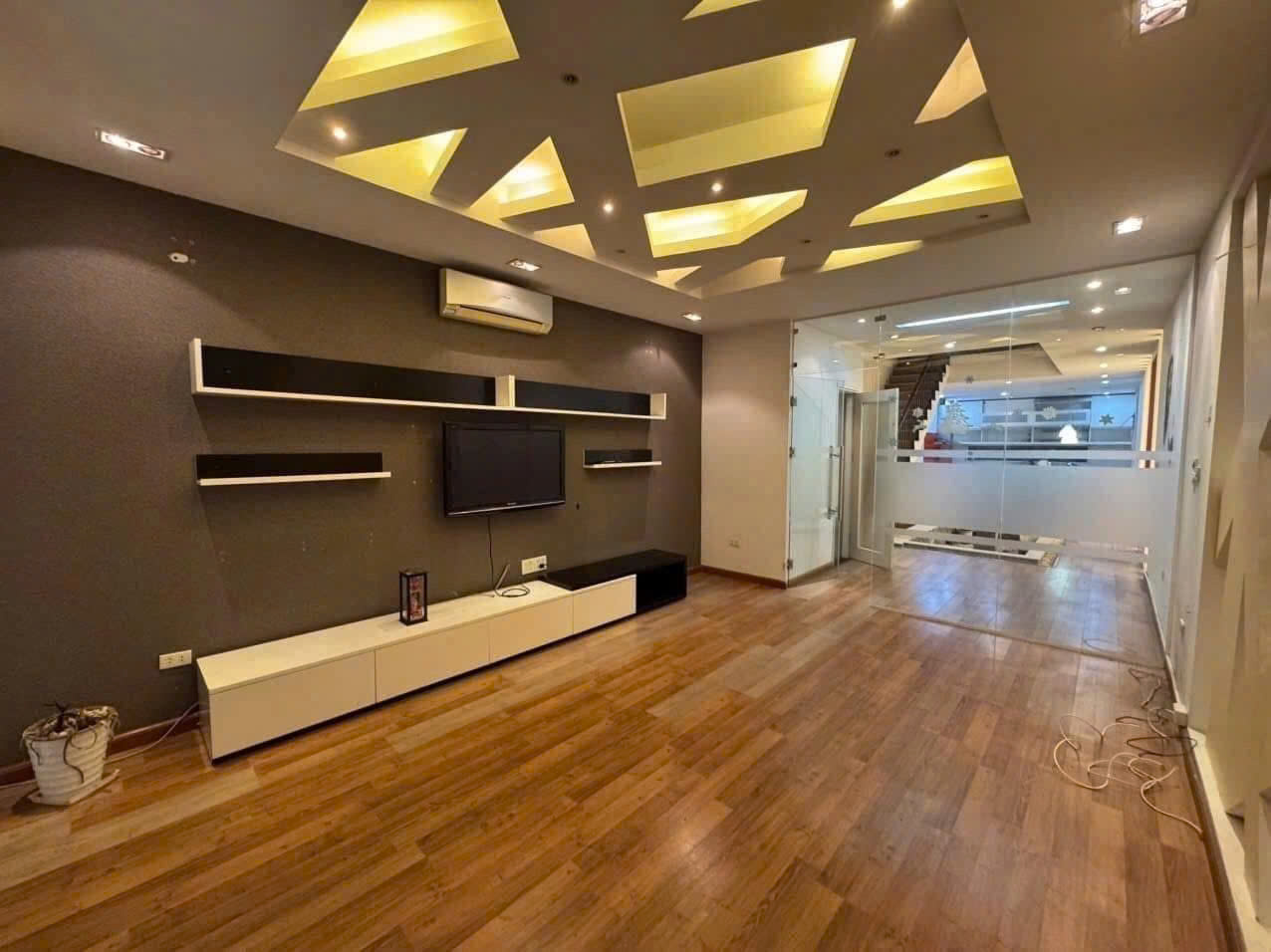BÁN NHÀ PHÂN LÔ LINH LANG, BA ĐÌNH - 80M x 5T - Ô TÔ TRÁNH - KINH DOANH - GIÁ 31.5 TỶ - Ảnh chính