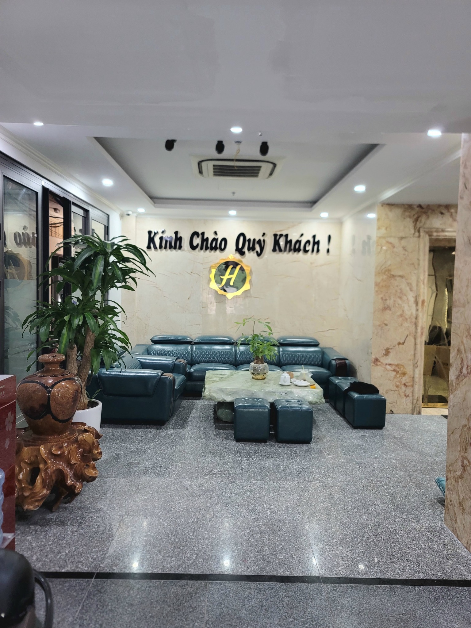 MẶT PHỐ TRẦN KHÁT CHÂN - KHÁCH SẠN 9 TẦNG - 175M² - MT 6.5M - 132 TỶ - Ảnh chính
