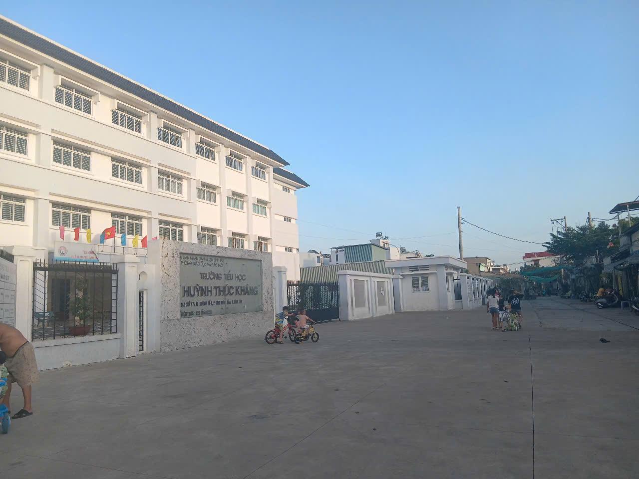 HẺM XE HƠI, BÌNH HƯNG HÒA, BÌNH TÂN. DT 57M2, 4 TẦNG, 5PN, GIÁ CHỈ NHỈNH 6 TỶ, SỔ HỒNG RIÊNG - Ảnh chính