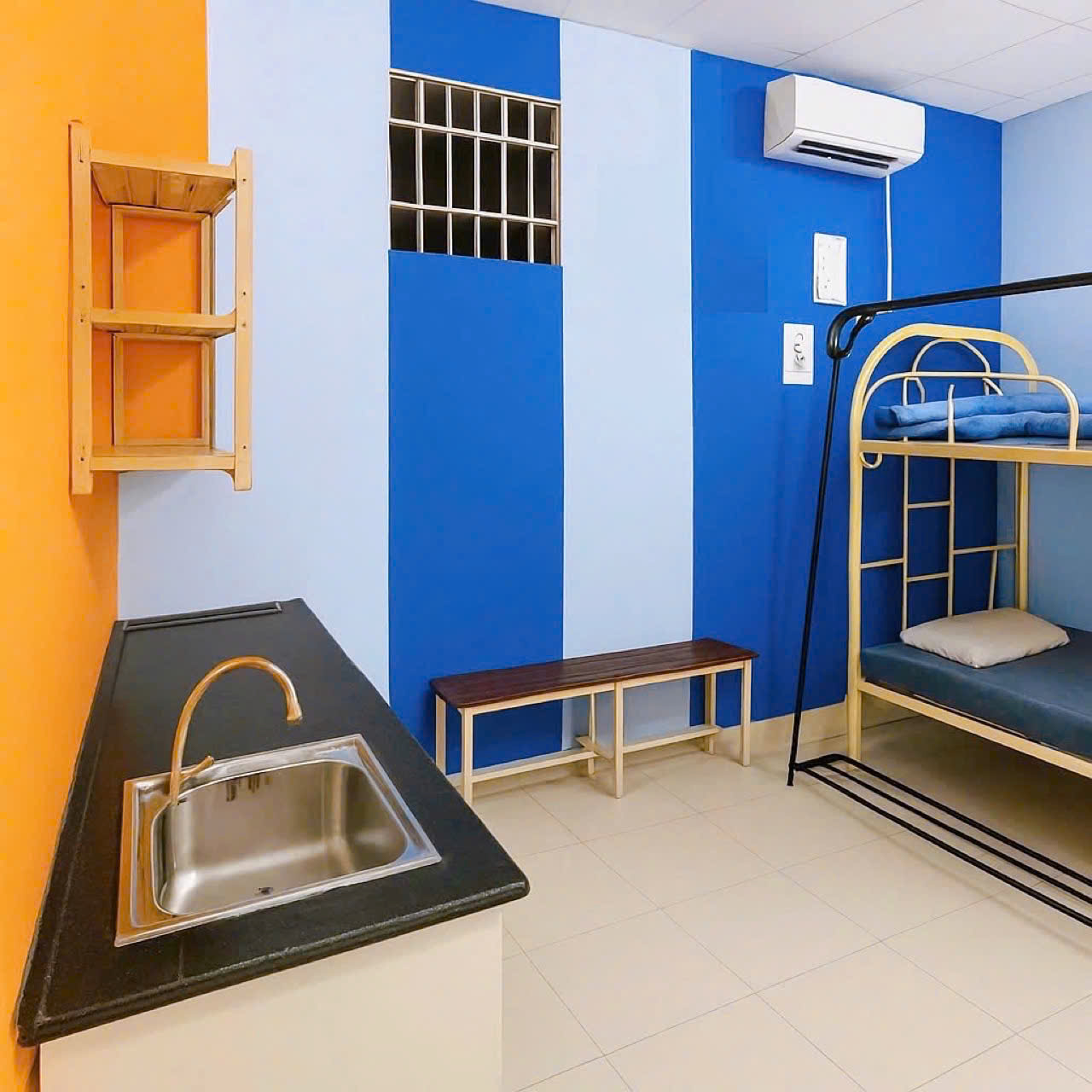 Nhà Đỗ Quang Đẩu (ngay Bùi Viện) – QUẬN 1 – 4x10 m – Cho thuê 200 tr - 4.3 tỷ - Ảnh chính
