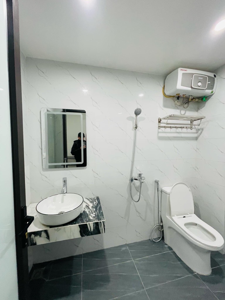🌟 KHU VỰC HIẾM NHÀ BÁN – 5 TẦNG ĐẸP – SỔ ĐỎ CHÍNH CHỦ – VỊ TRÍ VÀNG GẦN NGÃ TƯ SÀI ĐỒNG 🌟 - Ảnh 2