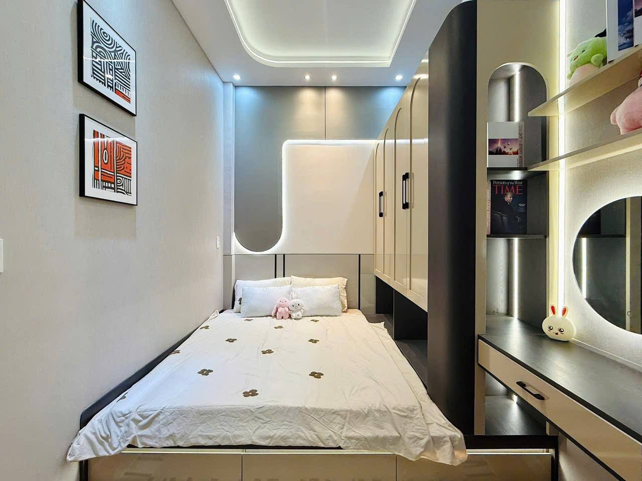 Bán nhà giá 2tỷ7 ,HXH 8m An Dương Vương, Q6, 40m2, 2PN, 2WC, SHR, CC Trong ngày - Ảnh chính