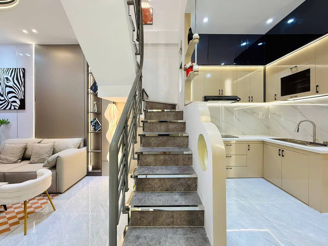 Bán nhà giá 2tỷ7 ,HXH 8m An Dương Vương, Q6, 40m2, 2PN, 2WC, SHR, CC Trong ngày - Ảnh 7