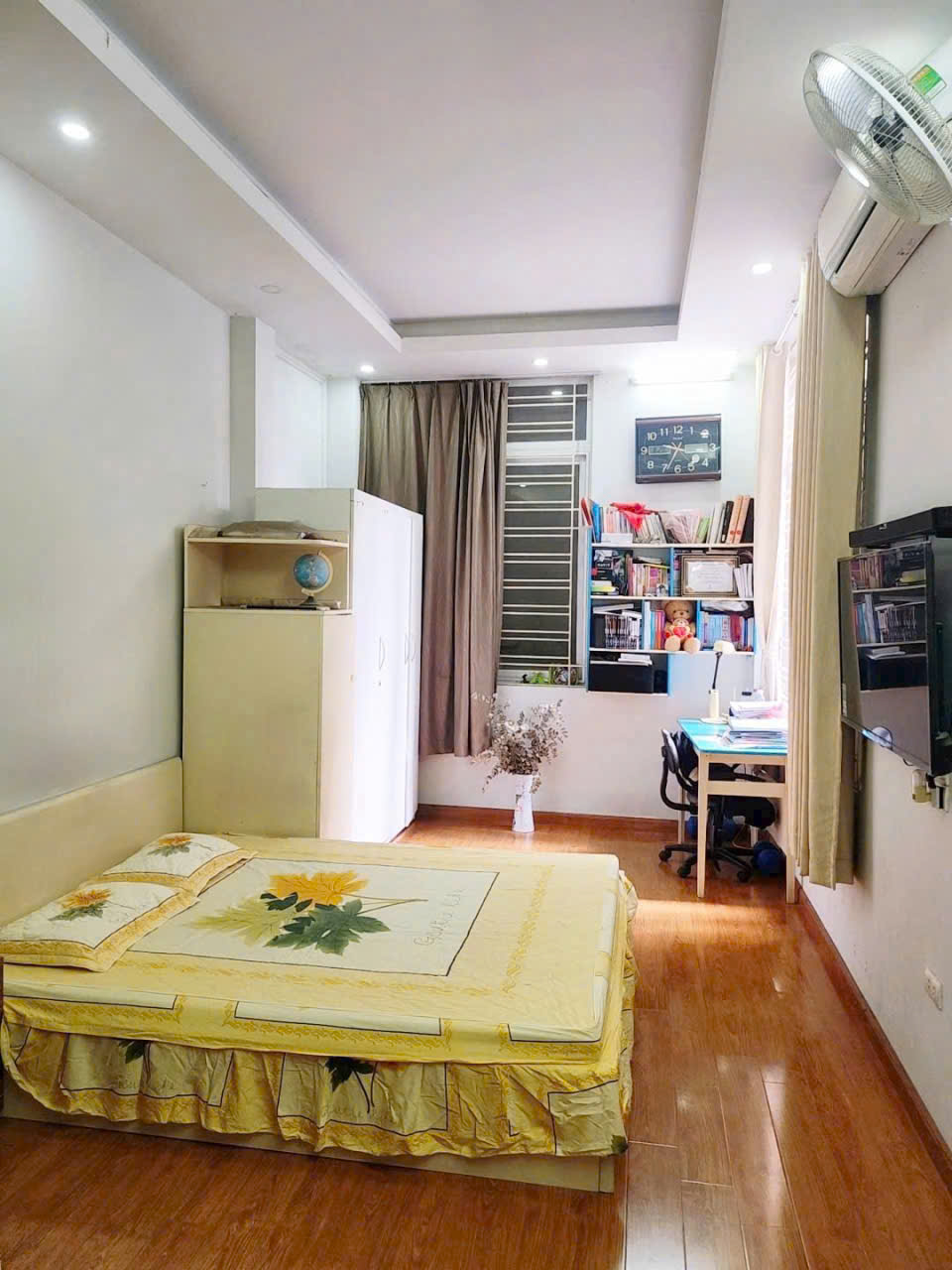 NHÀ ĐẸP VỀ Ở NGAY - Ô TÔ ĐỖ GẦN - 5 TẦNG 3 PHÒNG NGỦ CÔNG NĂNG ĐẦY ĐỦ - Ảnh 2