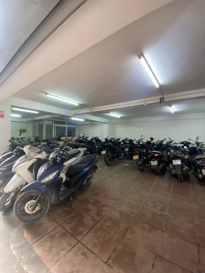 ​Bán Nhà Mặt Phố Nguyễn Trãi. Thanh Xuân. Lô Góc. Ô Tô. Vỉa Hè. DT 228m2. Giá 94,5 Tỷ. - Ảnh chính