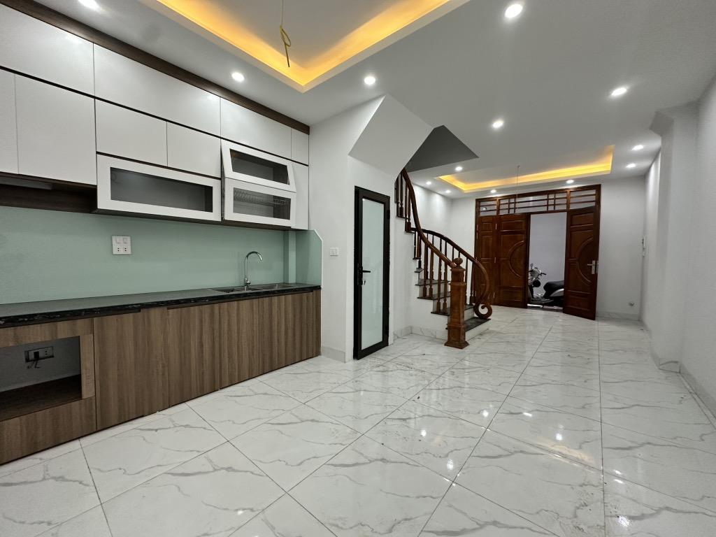 Bán nhà Đại Cát Liên Mạc 35m, 4 tầng Ô TÔ đỗ cửa - Ảnh 1