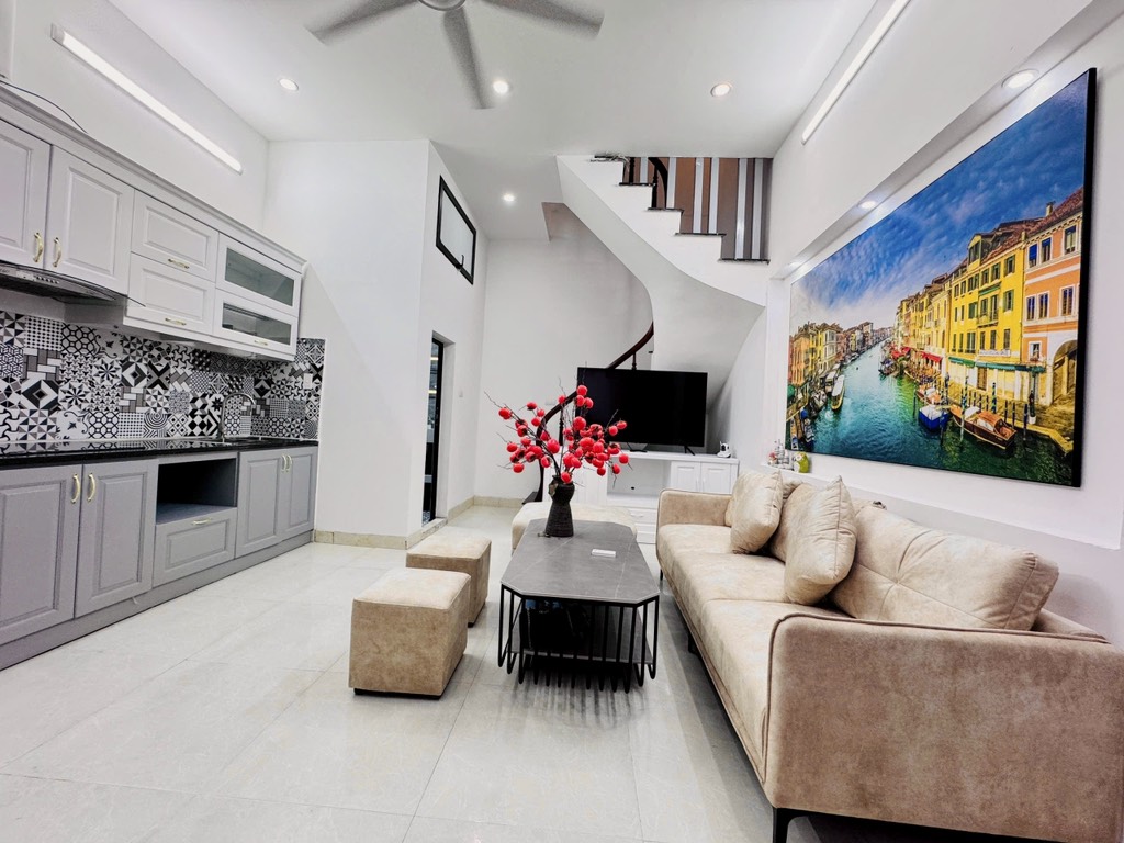 bán nhà Thổ Quan, nhà đẹp, nội thất cao cấp, vi trí đỉnh, đủ công năng chỉ 7,15 tỷ - Ảnh chính