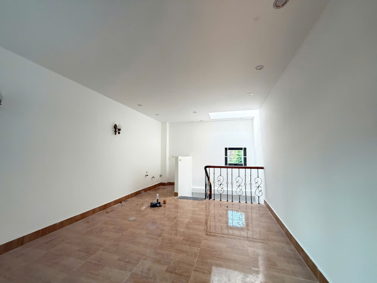 SIÊU PHẨM HOÀNG SÂM, NGÕ NÔNG, GẦN PHỐ, VIEW THOÁNG MÁT, FULL NỘI THẤT 34 m, 4 tầng, mt 3.6m, 7,35 - Ảnh 2