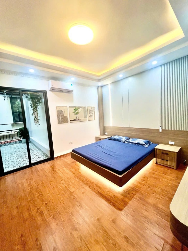 Bán nhà Trường Chinh 5 tầng long lanh, trung tâm, siêu tiện ích, sổ vuông - Ảnh 1