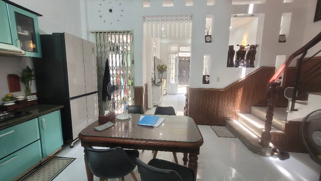 HẺM 7 CHỖ TRÁNH NHAU PHAN SÀO NAM, 45M2, TRỆT 2 LẦU ĐÃ CHẮC CHẮN CÒN ĐẸP, CHỈ 8.5 TỶ. - Ảnh 3