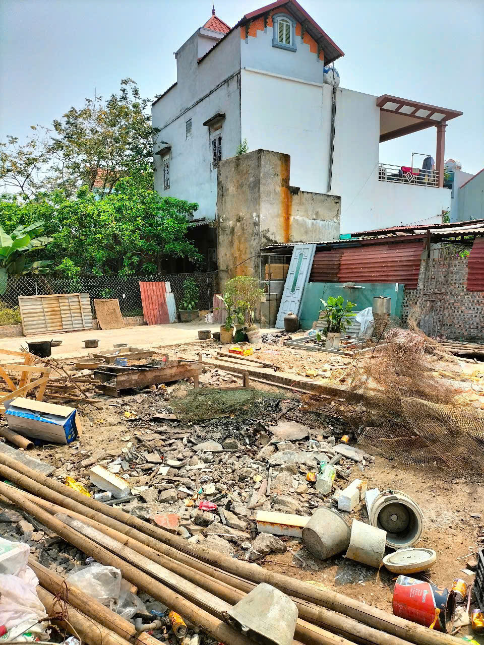 Đất Tráng Việt, gần chân cầu Thượng Cát, đường 4m, oto ra vào thoải mái. - Ảnh 1