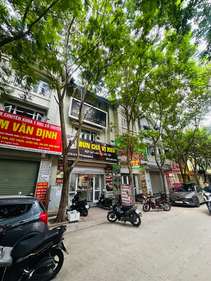 BÁN BIỆT THỰ LIỀN KỀ  LÊ TRỌNG TẤN 110MX4 TẦNG VỈA HÈ - VỪA Ở VỪA KINH DOANH, GARA Ô TÔ 25 TỶ. - Ảnh chính