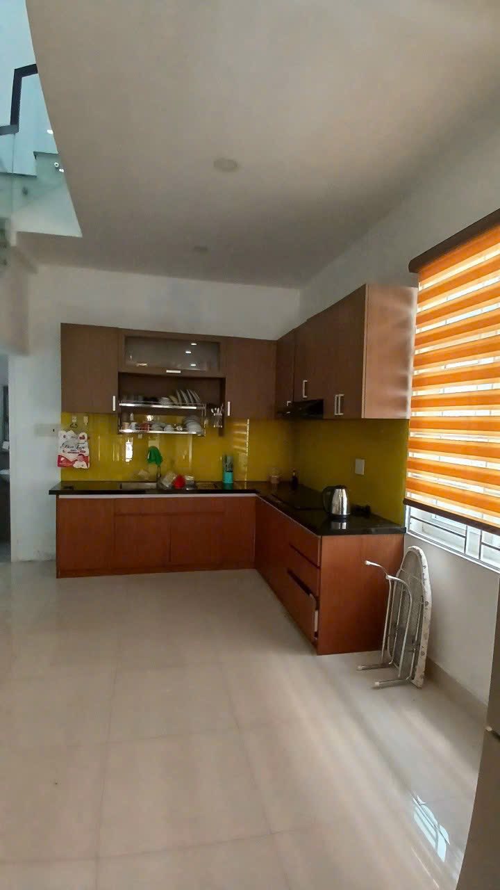 Bán nhà TTTP hẻm Trần nhật duật 49m2 giá rẻ chỉ 3ty2 - Ảnh 2