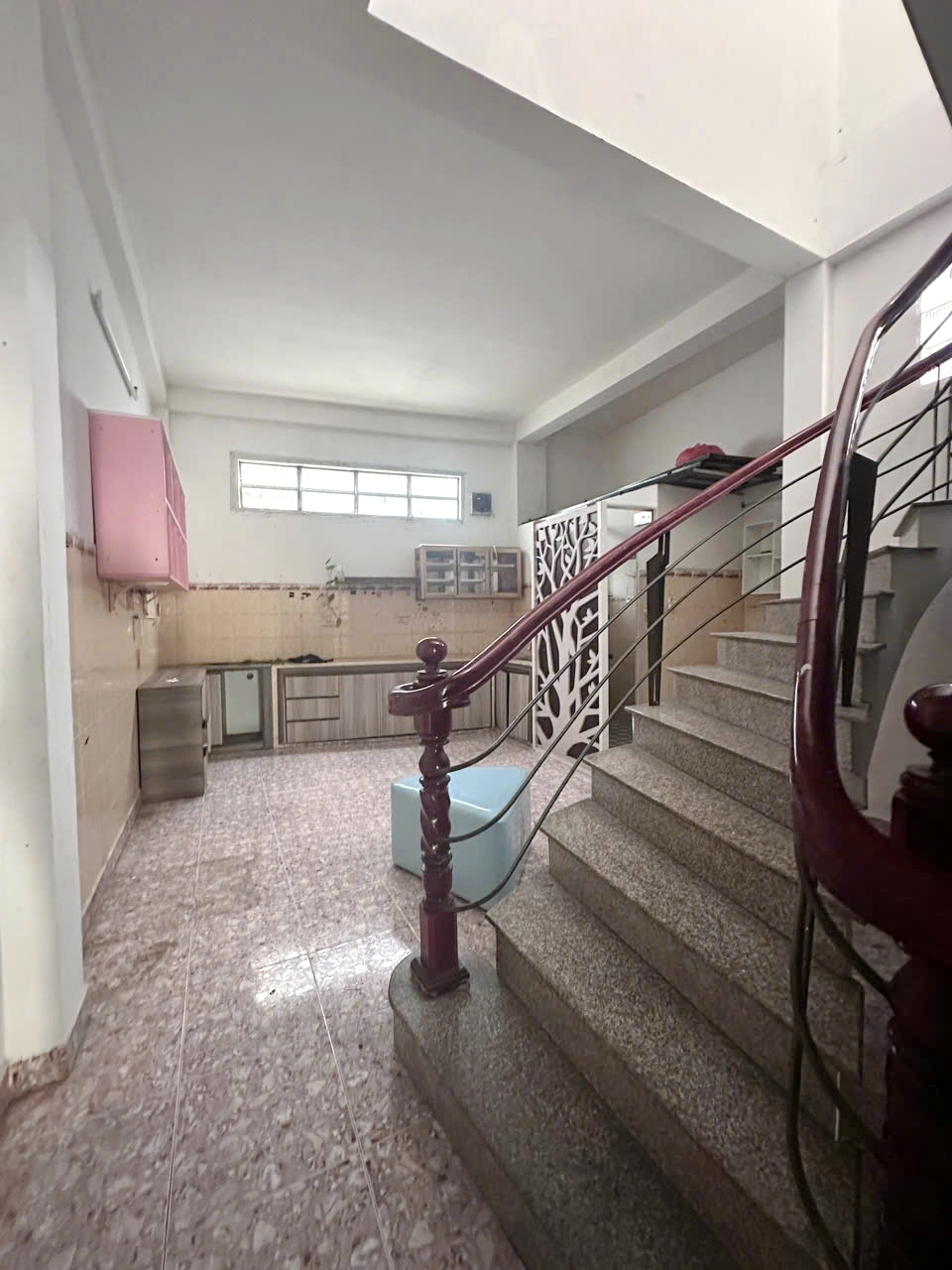 Nhà 2 tầng nở hậu 110m2 hẻm 4m Ôtô đỗ trong nhà đường số Bùi Minh Trực P5Q8. Giá 7,9 tỷ TL - Ảnh 1