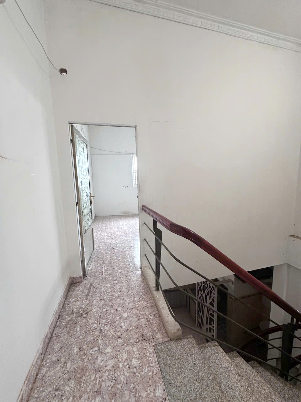 Nhà 2 tầng nở hậu 110m2 hẻm 4m Ôtô đỗ trong nhà đường số Bùi Minh Trực P5Q8. Giá 7,9 tỷ TL - Ảnh 3