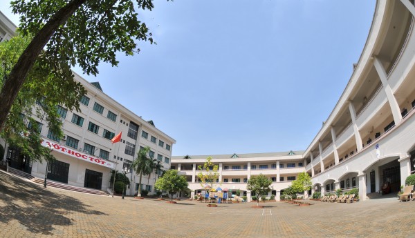 Trường THPT Phương Nam